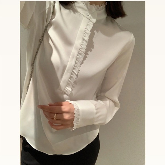 Theory Ivory Modern Silk Shirt - Picture 3 of 10